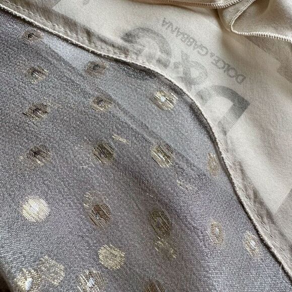 NWT RARE D&G Metallic Polka Dot Sheer Ruffle Front Silk Shirt Size 36 FLAW - Picture 4 of 7